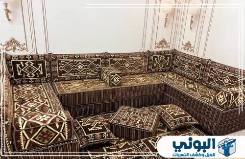 تنظيف كنب المجالس بالدمام 0500805875 شركة البوني عمل فريق شركة البوني على تنظيف كنب وسجاد المجالس لإعادة رونقها الطبيعي بالكامل.