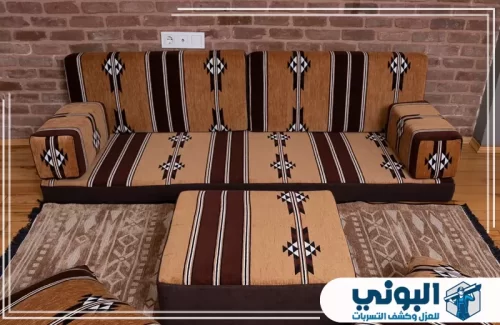 غسيل ارضيات المجالس بالدمام 0500805875 شركة البوني تنظيف أرضيات ومفروشات المجلس بشكل متكامل على يد فريق شركة البوني المحترف.