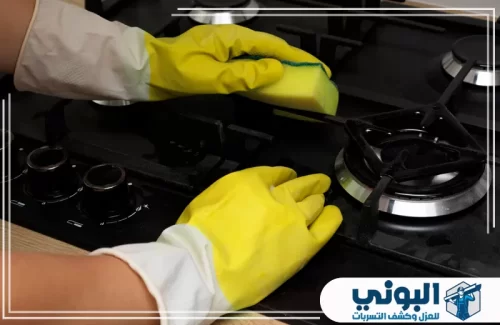شركة تنظيف مطابخ بالرياض 0500805875 شركة البوني تنظيف عيون الغاز وسطح البوتاجاز بدقة لإزالة الدهون وآثار الاستخدام اليومي.